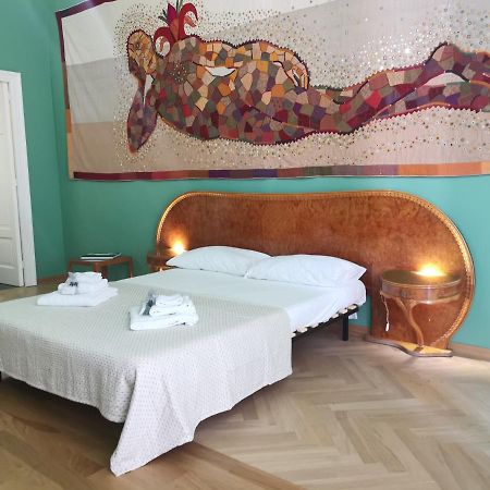 Speciale Tarshito Guesthouse Бари Экстерьер фото