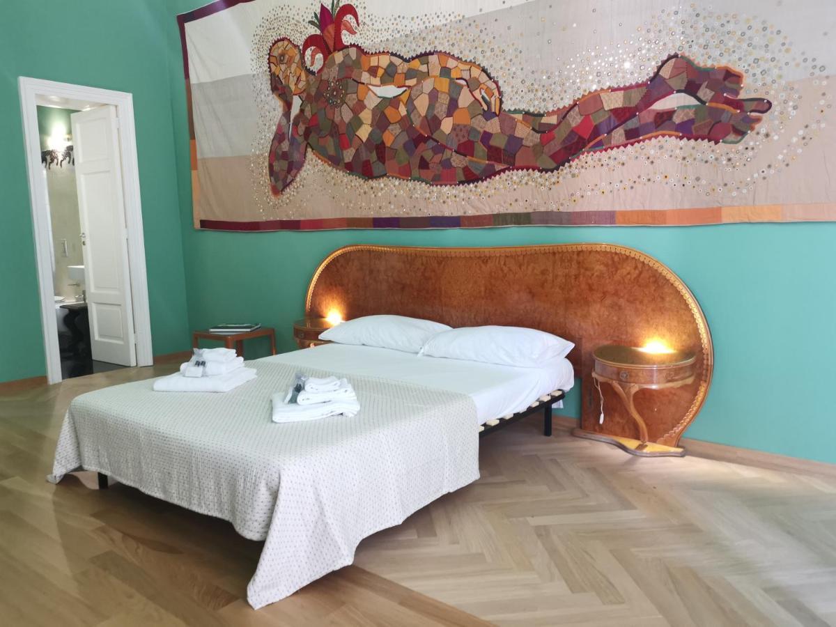 Speciale Tarshito Guesthouse Бари Экстерьер фото