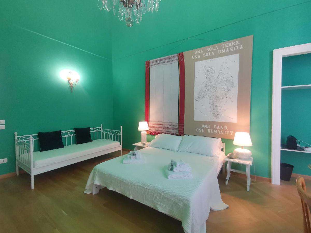 Speciale Tarshito Guesthouse Бари Экстерьер фото