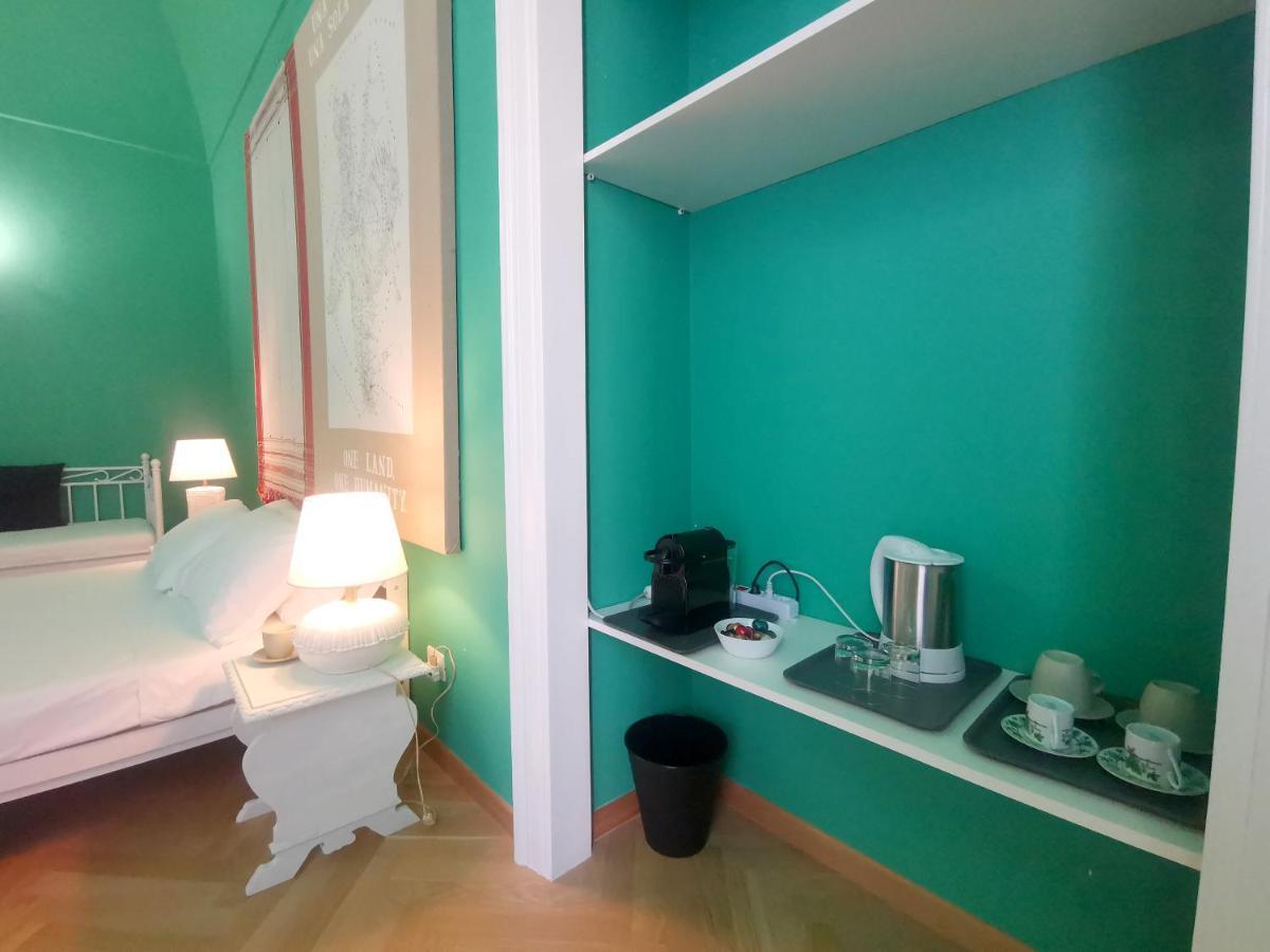 Speciale Tarshito Guesthouse Бари Экстерьер фото