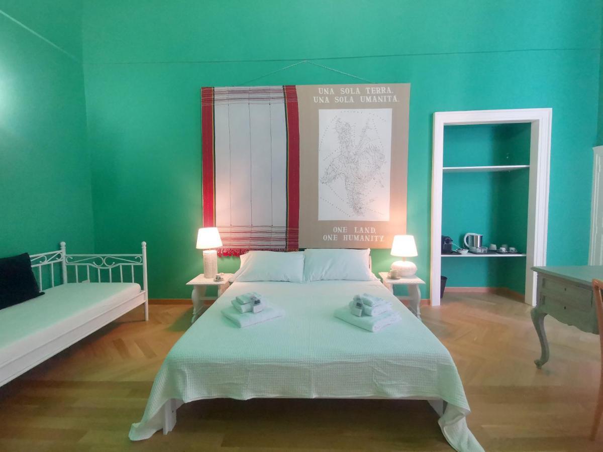 Speciale Tarshito Guesthouse Бари Экстерьер фото