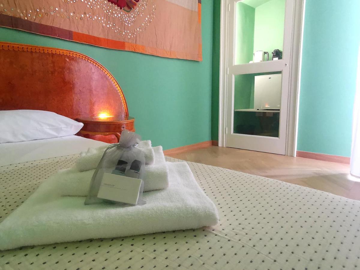 Speciale Tarshito Guesthouse Бари Экстерьер фото