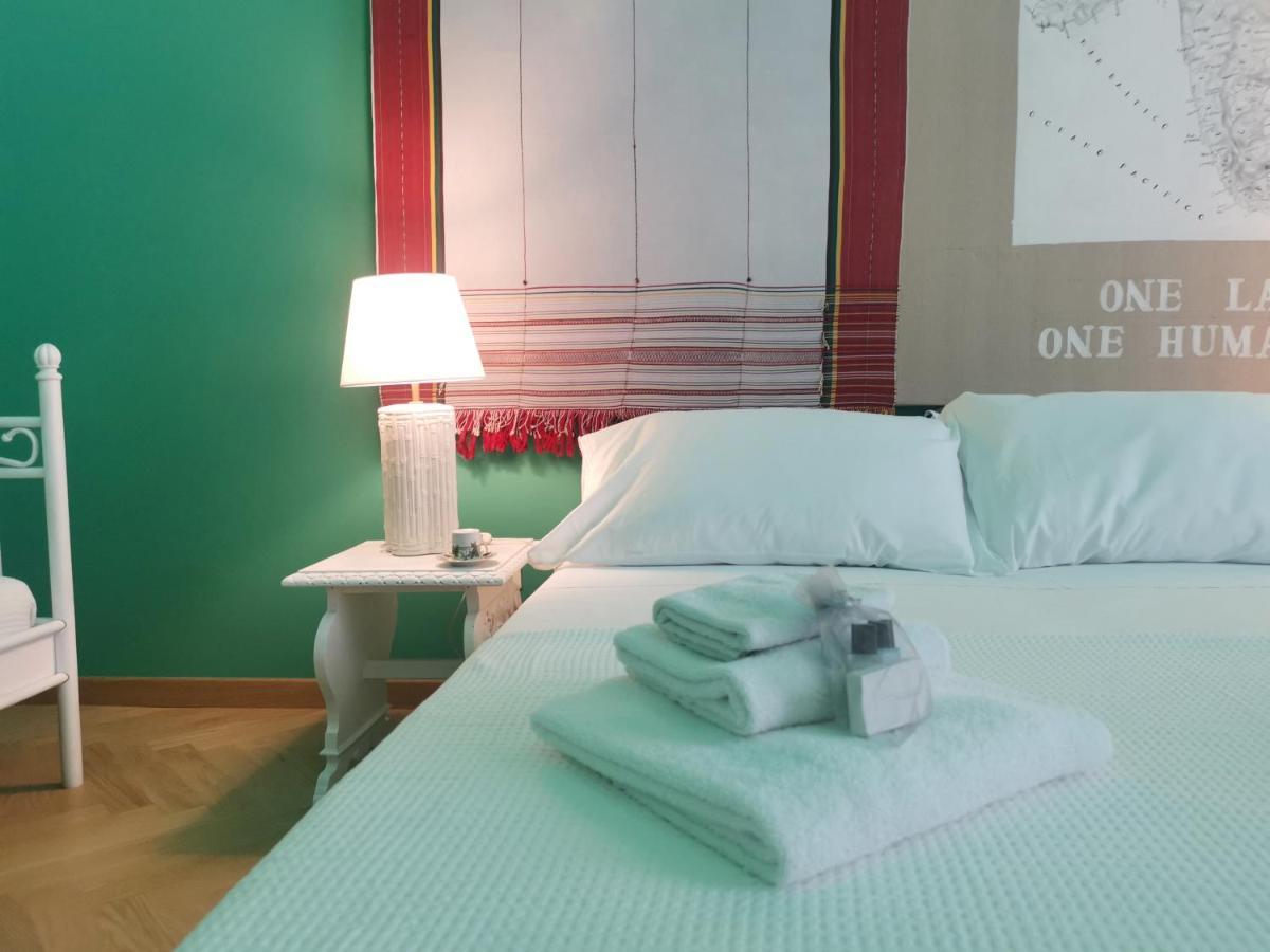 Speciale Tarshito Guesthouse Бари Экстерьер фото