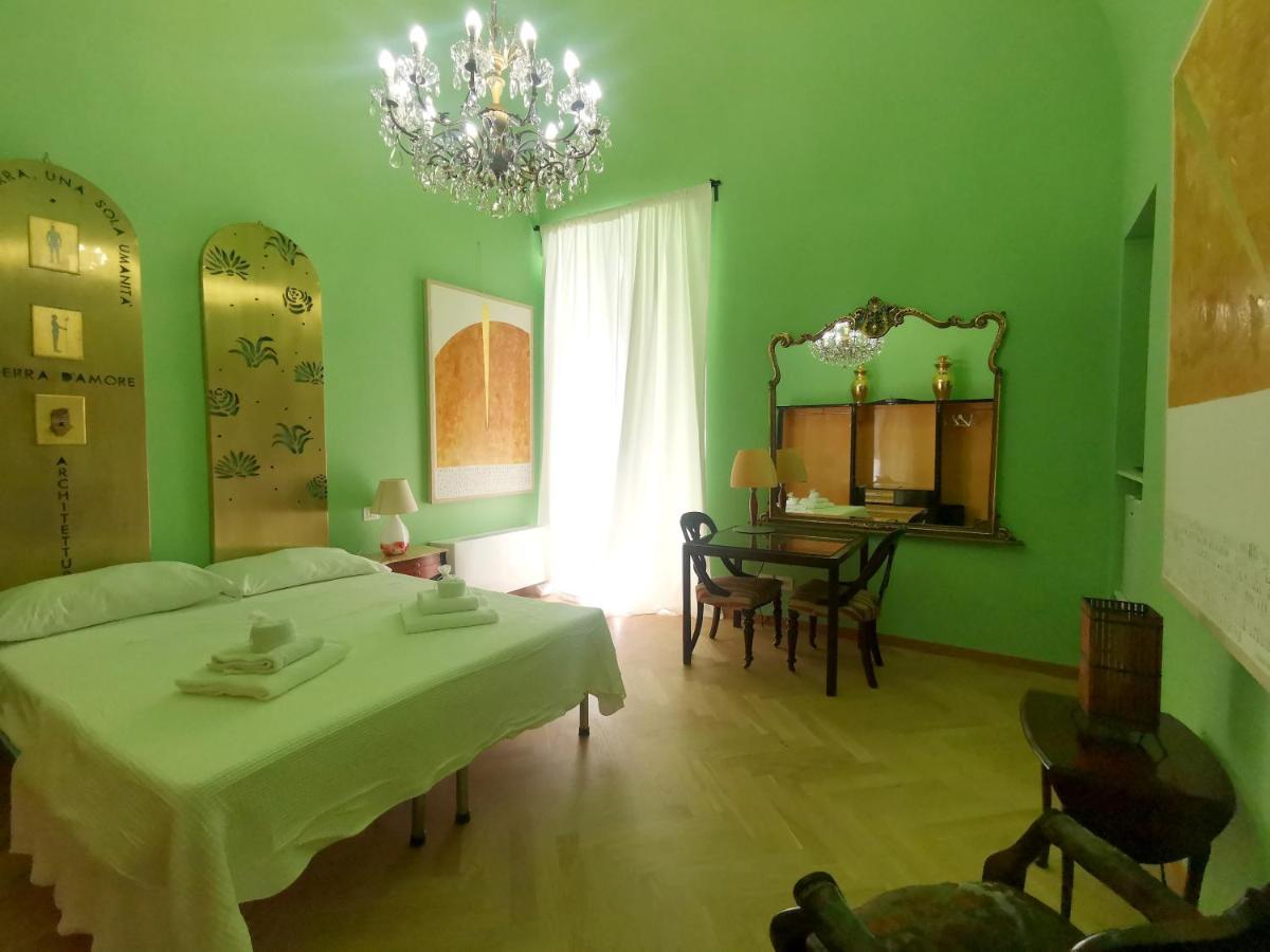 Speciale Tarshito Guesthouse Бари Экстерьер фото