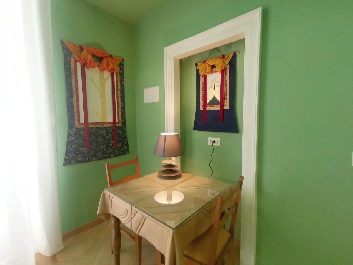 Speciale Tarshito Guesthouse Бари Экстерьер фото