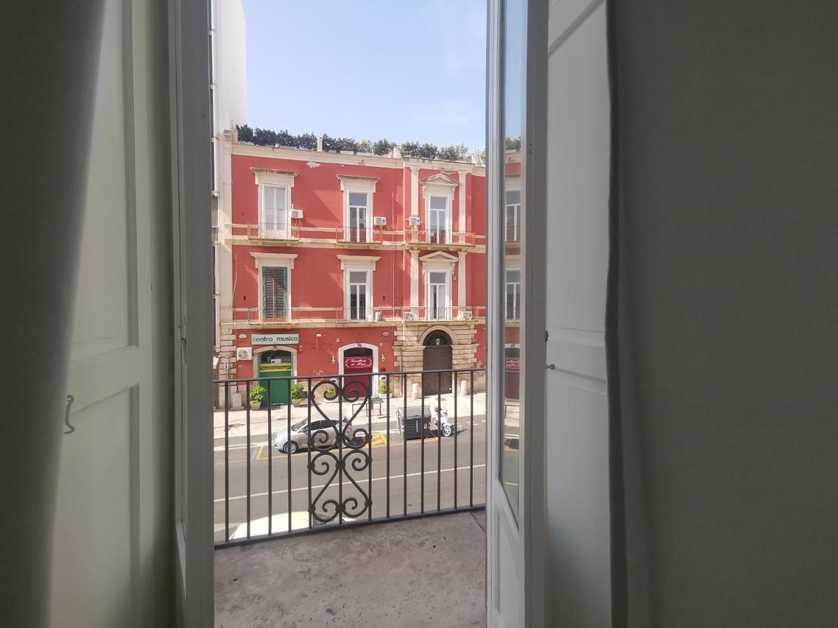 Speciale Tarshito Guesthouse Бари Экстерьер фото